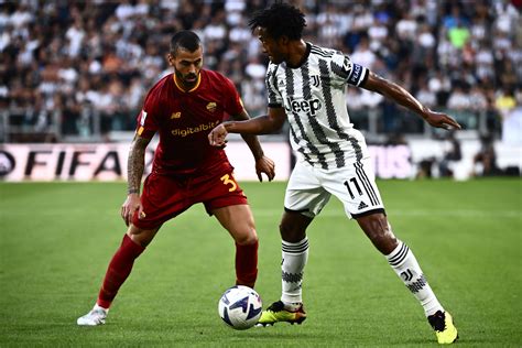 Juventus Ufficiale Cuadrado Lascia I Bianconeri Pagine Romaniste