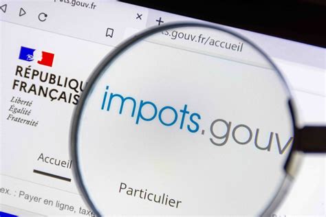 Comment déclarer son déménagement au service des impôts Emoovz