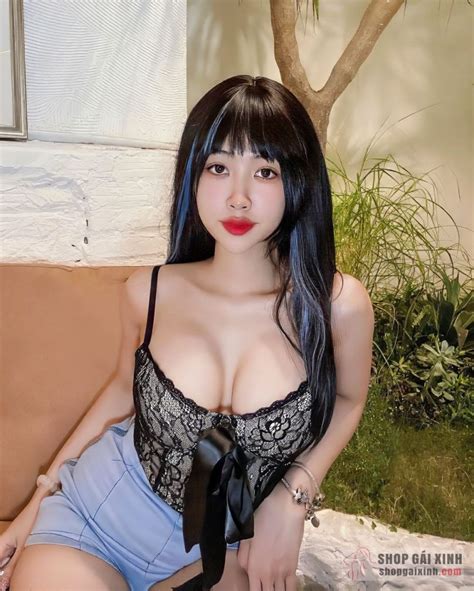 Lê Phương Thúy hot girl xinh đẹp sở hữu vòng khủng Shop Gái Xinh