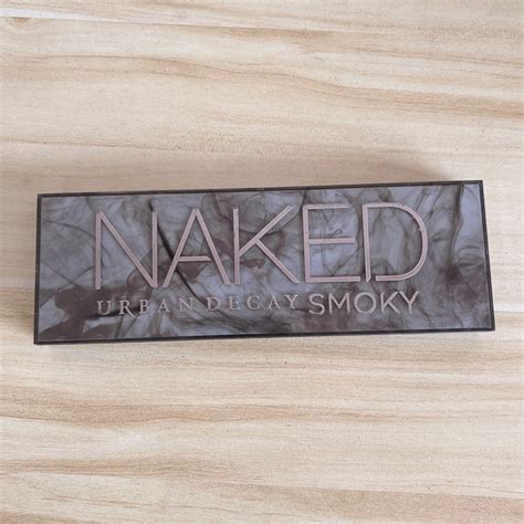 Naked smoky eyeshadow palette หมด1ชอง ชองอนต98 ใชนอย ไมมแปรง