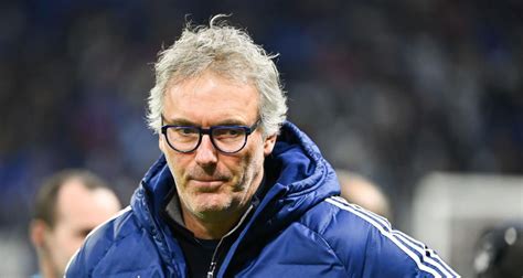 Ol Laurent Blanc Recadre Cherki Et Explique Le P Pin Physique De