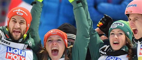 Nordische Ski Wm Das Deutsche Mixed Team Triumphiert Im Skispringen