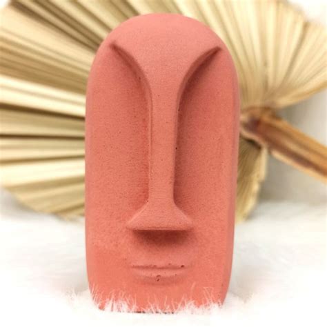 Enfeite Cimento Totem Moai Minimalista 10cm Plantas e Nós