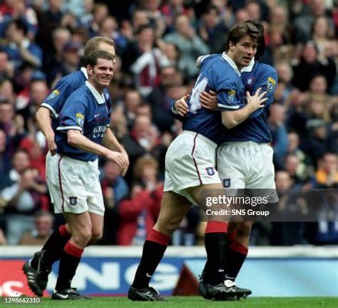 162 Brian Laudrup Glasgow Rangers Photos & High Res Pictures - Getty Images