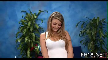 Culo redondo delgado hottie está saltando en palpitante dick XVIDEOS