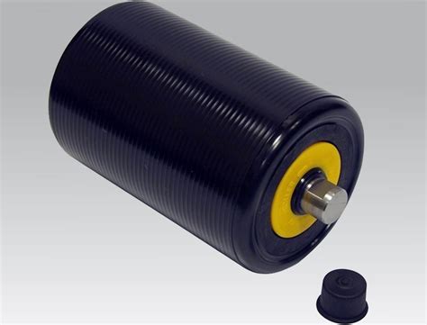 Black Rubber Conveyor Rollers at best price in Badlapur | ID: 17420913355