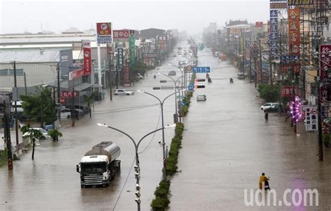 凱米「終於動了」將登陸福建 專家曝降雨進度：中南部持續風雨交加 凱米颱風襲台 生活 聯合新聞網