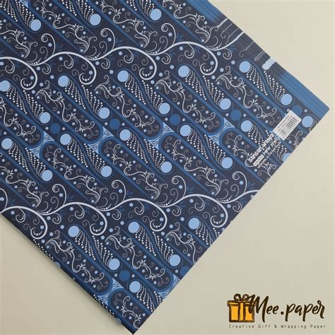 Jual Kertas Kado Sansan Wawa Motif Batik Dark Blue Bungkus