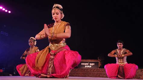 Konark Dance Festival 2024 - Dates, History, Major Attractions | Adotrip