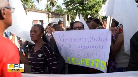 Moradores Do Mutange Protestam Para Cobrar Auxílio Moradia Alagoas G1