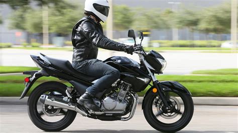 First Ride 2013 Suzuki GW250 Review