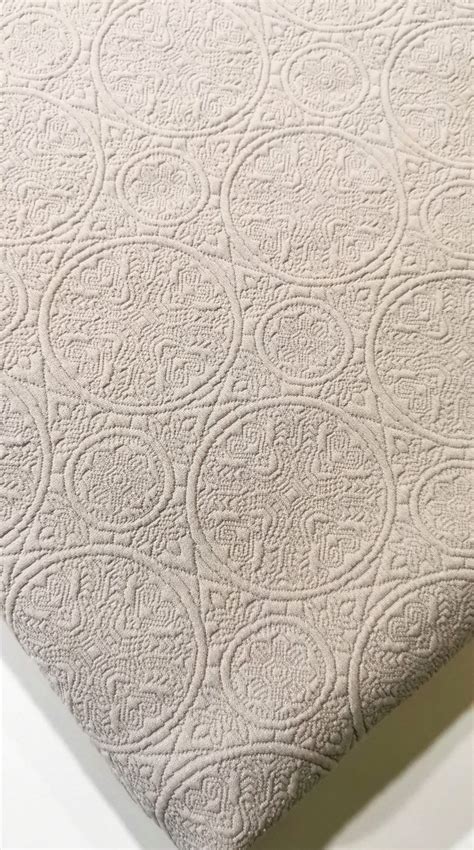 DESTASH Thick Jacquard Knit 1m X 1m50wide Natural Embossed Circle