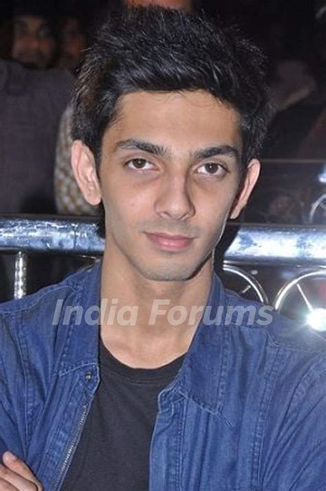 Andrea Jeremiah dated Anirudh Ravichander Media