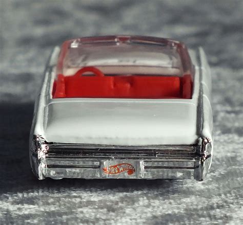 Lincoln Continental By Hot Wheels Contemporary Manufacture