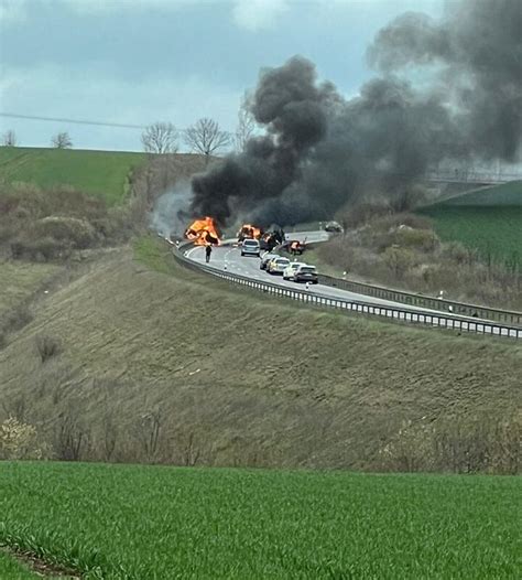 V Nemčiji huda prometna nesreča umrlo najmanj sedem ljudi N1