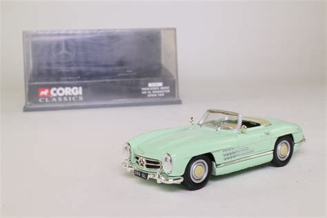 Corgi Classics 03401 Mercedes Benz 300 SL Roadster Open Top Pearl