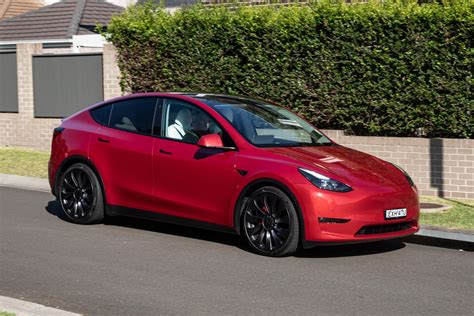 The Tesla Model Y Becomes Europe S Best Selling Car Sets Electric Car