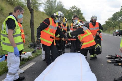 Val d Oise un motard gravement blessé dans un accident sur la Rn 14