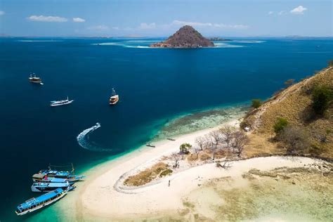 Labuan Bajo Dan Ruteng Surga Tersembunyi Yang Eksotis Di Pulau Flores