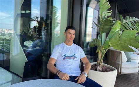 Entrevista polémica de Cristiano Ronaldo é alvo de humor e resultado é