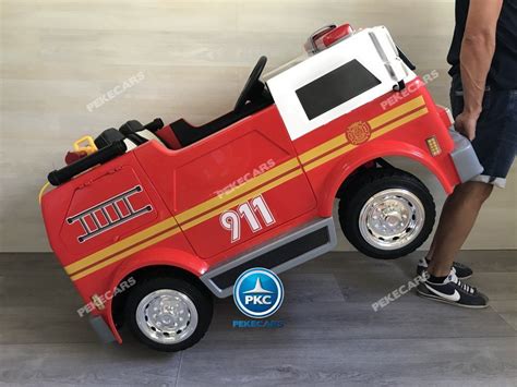 Pekecars CamiÓn De Bomberos 2 Plazas 12v 24g Coches Electricos Para