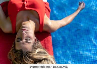 Woman Lying Red Bikini Images Stock Photos D Objects Vectors Shutterstock