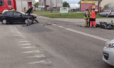 Śmiertelny wypadek motocyklisty w Brzegu Strażacy ratowali także