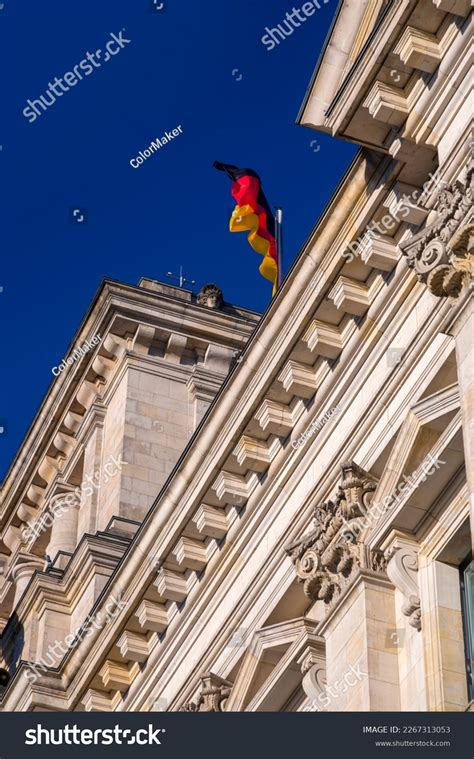 10,860 Bundestag Parliament Images, Stock Photos, 3D objects, & Vectors ...