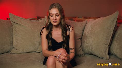 Horny Ash Blonde Suck Off And Creampie With Her Fucking Partner