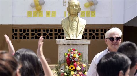 Colegio Ismael Pérez Pazmiño celebra 50 años de creación YouTube