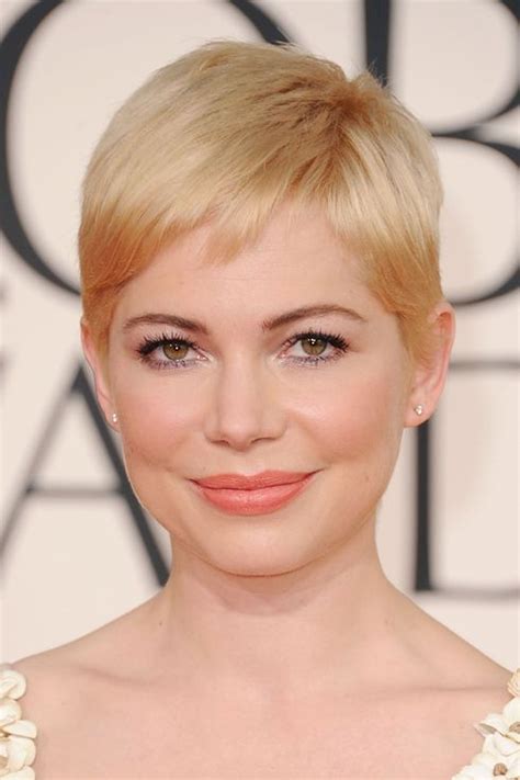 The 18 Greatest Celebrity Pixie Cuts Of The Past Decade Celebrity Pixie Cut Short Wedding