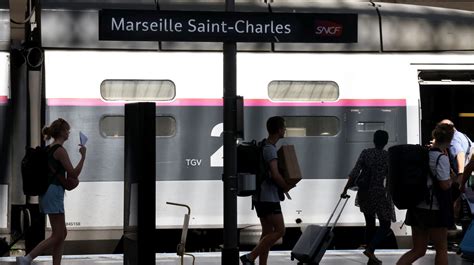 Région Un TGV heurte un animal entre Valence et Avignon des retards