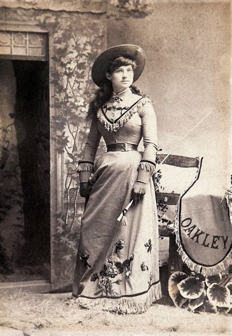 The Amazing Annie Oakley Meet The Legendary American Sharpshooter From