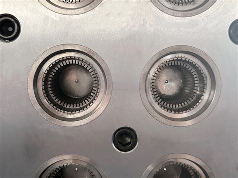 Cavity Hot Runner Laundry Detergent Bottle Cap Mould Liquid Screw Plastic Injection Cap Mould