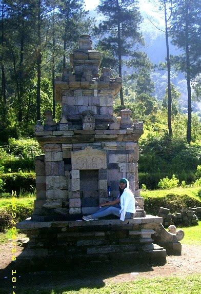 Candi Gedong Songo Di Ungaran Kabupaten Semarang Jawa Tengah