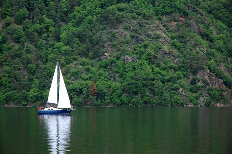 River Boat Types