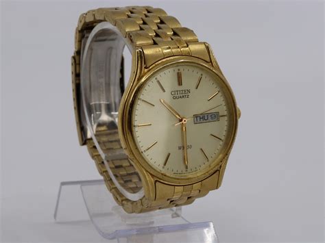 Lot Boxed Citizen Quartz Gold Tone Mens Dress Watch Wr50