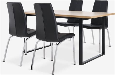 Aabenraa L Tafel Eiken Havndal Stoelen Zwart Jysk