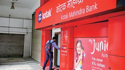 Kotak Mahindra Bank Q1fy24 Results Declared Pat Jumps 67 Nii Rises