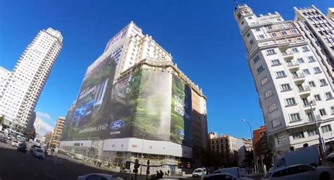 Ford Ecosport Entra No Guiness Book Como O Maior Outdoor Do Mundo Na