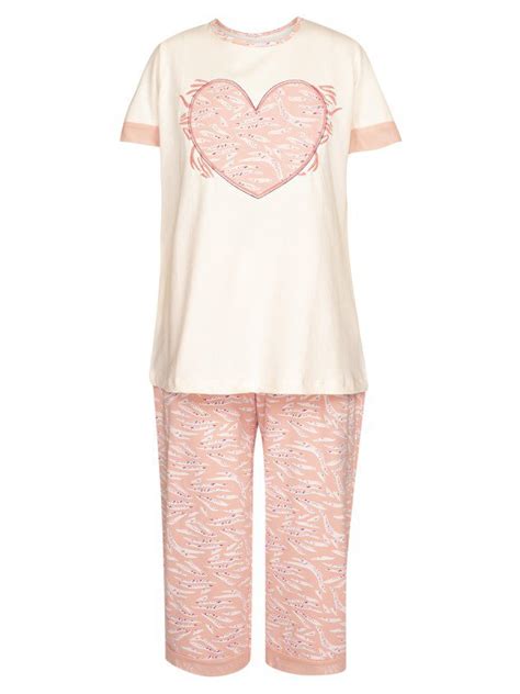 пижама купите по цене 0₽ оптом от 10000 рублей N9400209