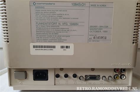 Commodore 1084S-D1 CRT Color Monitor – Retro & Gaming 