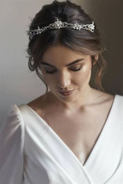 Tiara De Noiva Modelos Incr Veis Para Usar No Casamento