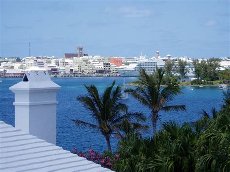 Hamilton, Bermuda - Travel guide