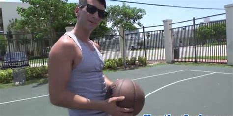 Ripped Jock Gets His Ass Drilled By Stud Tnaflix