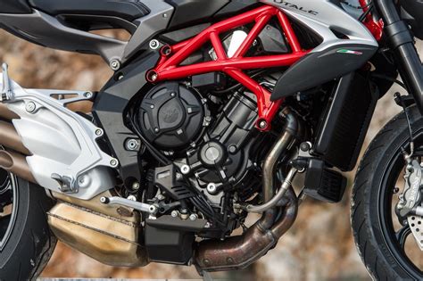 MV Agusta Brutale 800 Das Naked Bike Im Test DER SPIEGEL