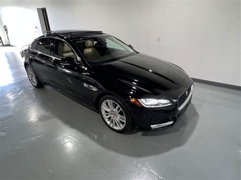 Used 2016 Ultimate Black Metallic Jaguar Xf Prestige 35t Awd 35t