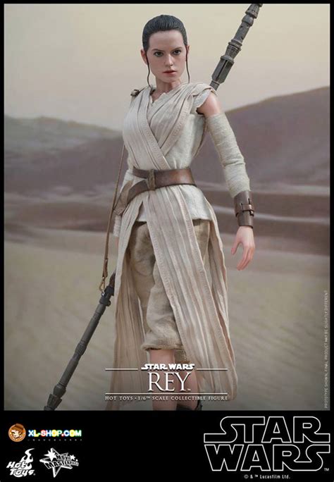 Hot Toys MMS336 Star Wars The Force Awakens 1 6th Scale Rey Collectible Figure