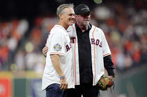 Astros icons Craig Biggio, Jeff Bagwell team up for first pitch