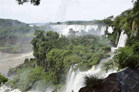 Cataratas Do Iguaçu Maravilhas Do Mundo - Bela vista das cataratas do iguaçu uma das sete maravilhas naturais do ...